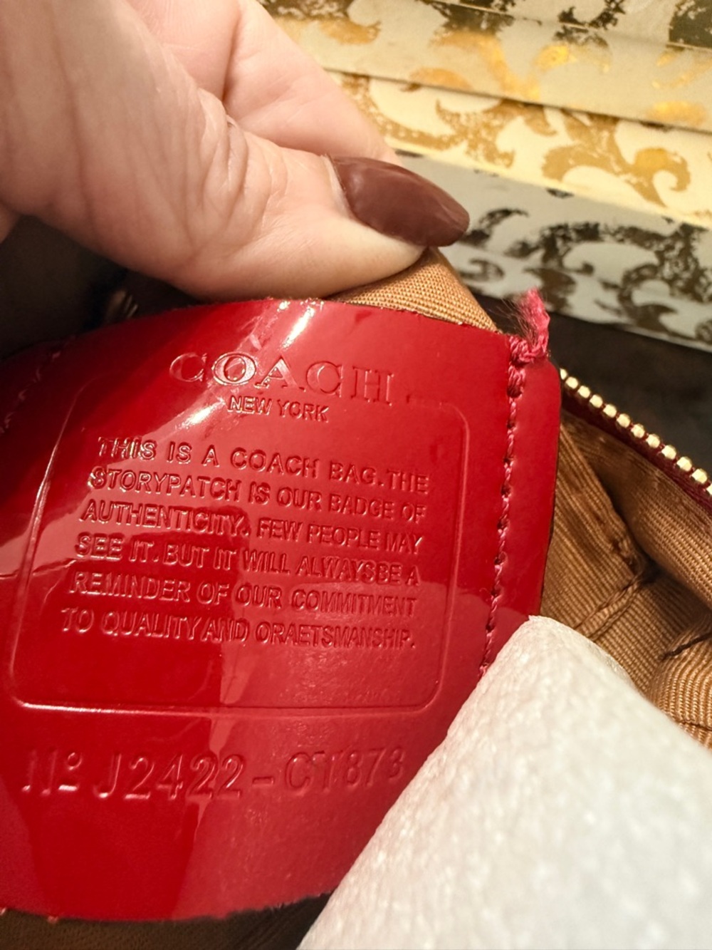 Coach NWT Raspberry (red)
Signature C Patent Embossed 
Leather 3-Piece Gift
Set - Picture 6 of 15